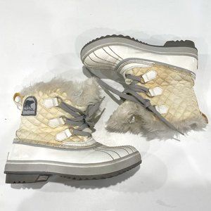 Sorel Torino, women's size 8, white and grey waterproof snow boots.